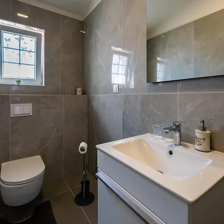 Mirage With Private Heated Pool Orebic
