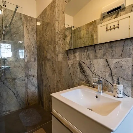 Villa Mirage With Private Heated Pool