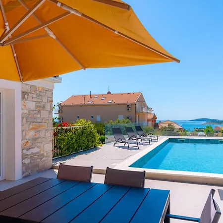 Mirage With Private Heated Pool * Orebic