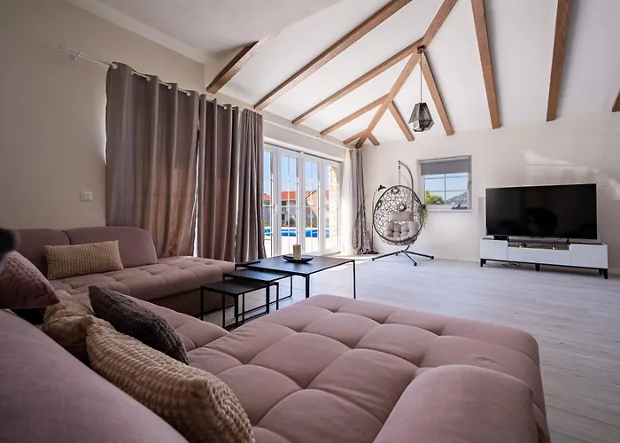 Villa Mirage With Private Heated Pool *