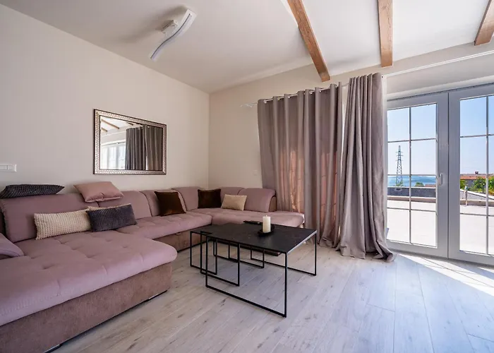 Mirage With Private Heated Pool 빌라 오레비츠