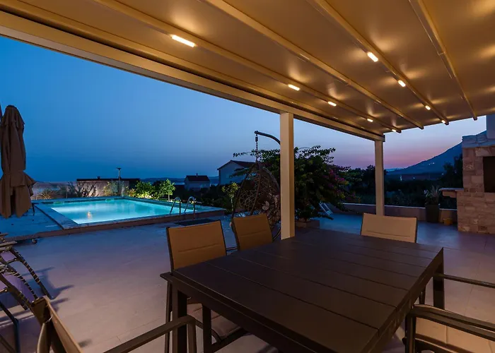 Mirage With Private Heated Pool *